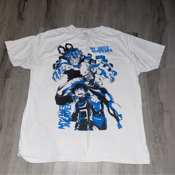 Other - My Hero Academia Tshirt L